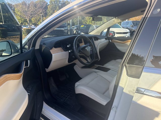 Used 2018 Tesla Model X P100D AWD/4WD image 4