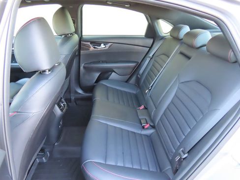 Used 2024 Kia Forte GT FWD image 33