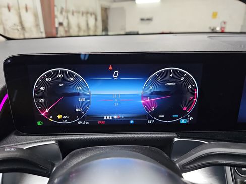 New 2026 Mercedes-Benz GLB 250 image 20