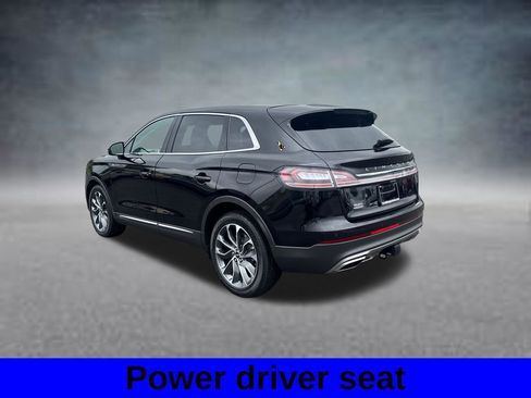 Used 2023 Lincoln Nautilus Reserve w/ Luxury Package AWD/4WD image 9