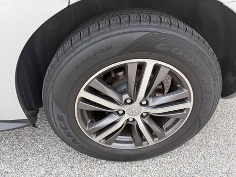 Used 2019 INFINITI QX60 Luxe w/ Essential Package AWD/4WD image 32