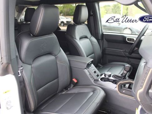 New 2026 Ford Bronco Badlands image 7
