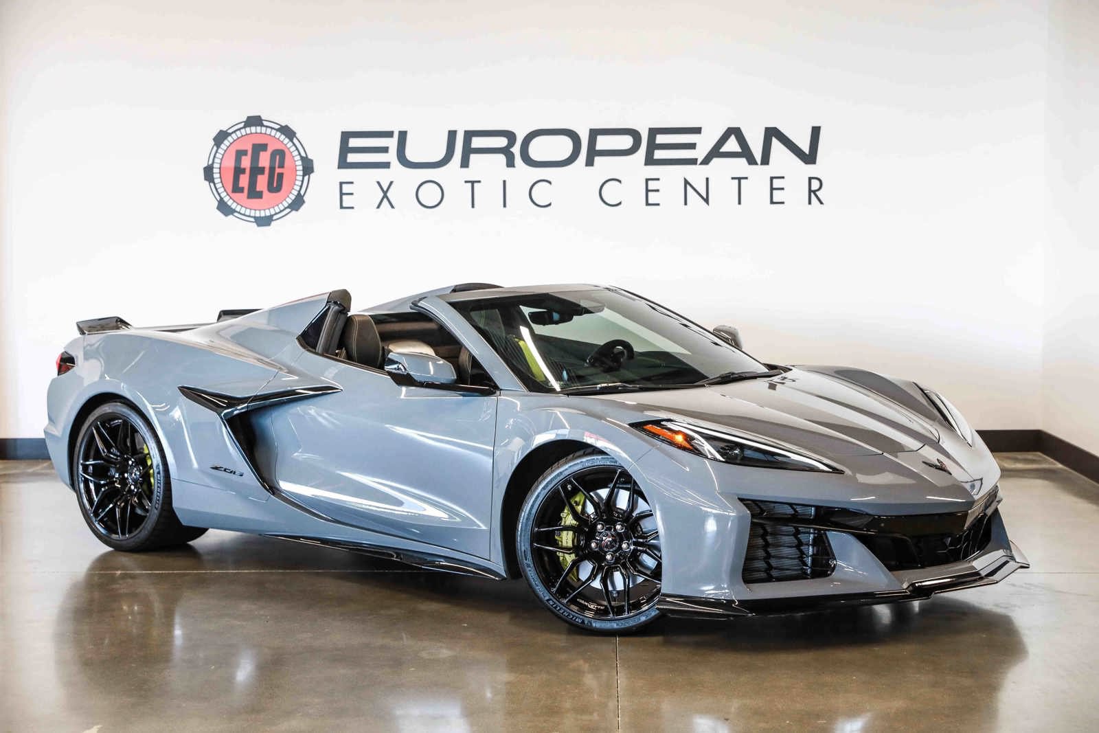 Used 2024 Chevrolet Corvette Z06 w/ Battery Protection Package RWD image 1