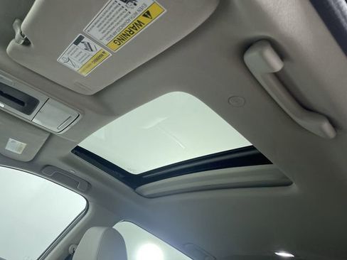 Used 2023 Honda CR-V EX-L image 32