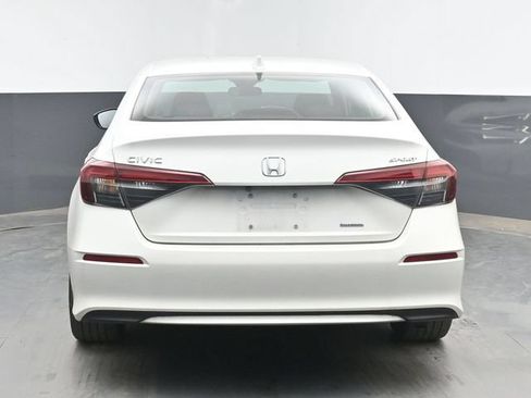 Used 2025 Honda Civic Sport image 9