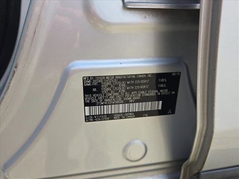 Used 2015 Toyota RAV4 XLE image 15