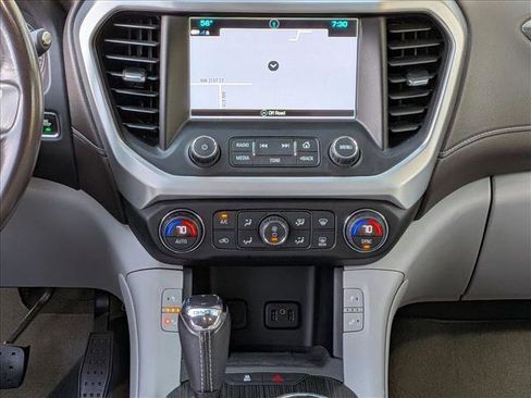 Used 2019 GMC Acadia SLT image 10