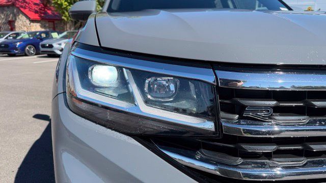 Used 2022 Volkswagen Atlas Cross Sport SEL Premium R-Line AWD/4WD image 7
