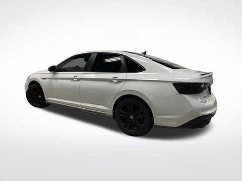 Used 2022 Volkswagen Jetta GLI Autobahn image 3