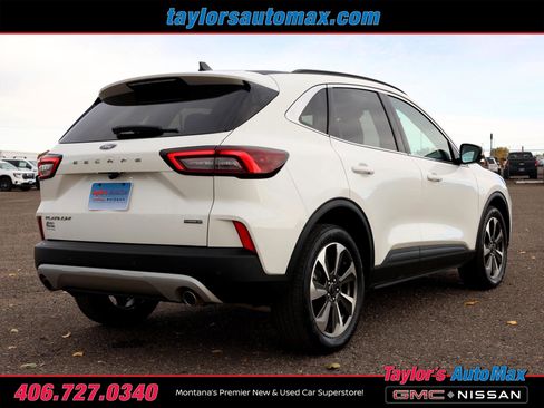 Used 2023 Ford Escape Platinum image 4