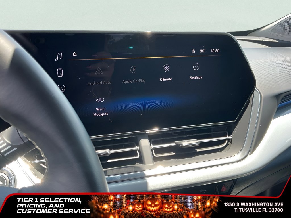 Used 2025 Chevrolet Trax LT w/ LT Convenience Package FWD image 31