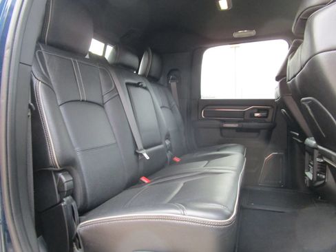 Used 2022 RAM 2500 Limited AWD/4WD image 18
