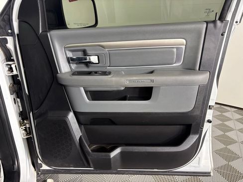 Used 2016 RAM 1500 Big Horn AWD/4WD image 37