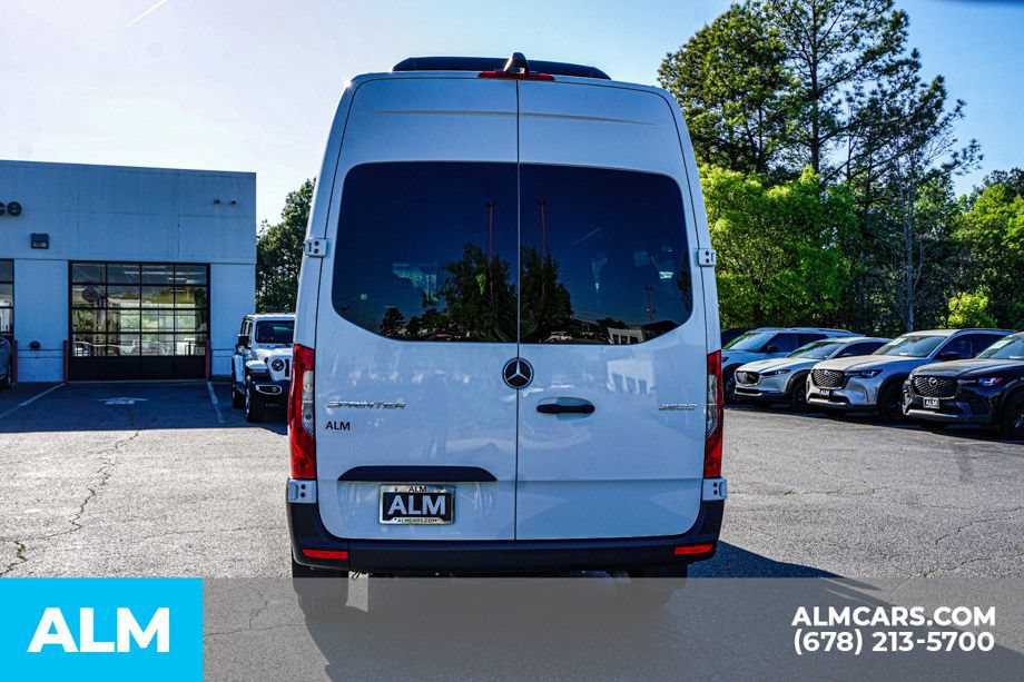 Used 2024 Mercedes-Benz Sprinter 2500 image 10