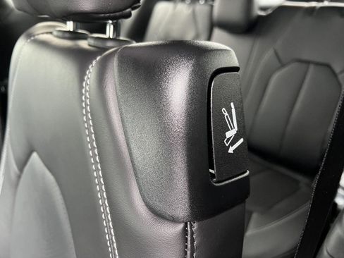 New 2026 Chrysler Voyager LX image 21