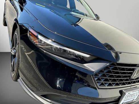 Used 2024 Honda Accord Sport image 33