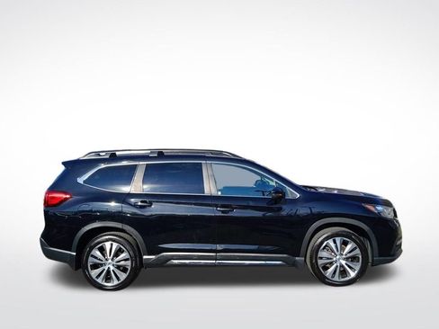 Used 2022 Subaru Ascent Limited AWD/4WD image 9