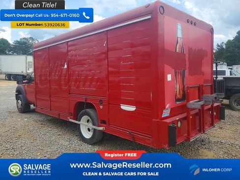 Used 2016 Ford F550 2WD Regular Cab Super Duty image 3