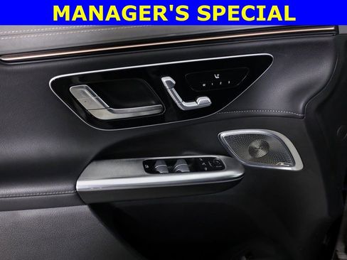 Used 2023 Mercedes-Benz EQE 500 4MATIC SUV image 9