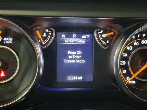 Used 2023 Jeep Gladiator Sport image 5