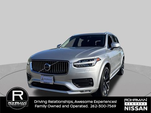Used 2021 Volvo XC90 T6 Momentum w/ Protection Package Premier AWD/4WD image 1