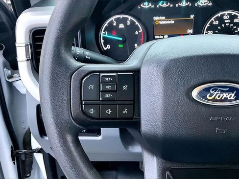 Used 2024 Ford F350 XLT w/ FX4 Off-Road Package image 19