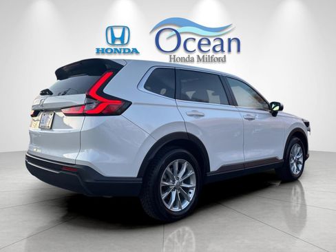 Used 2024 Honda CR-V EX-L image 3