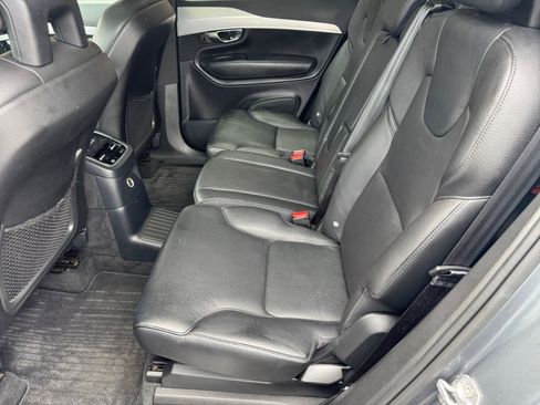 Used 2016 Volvo XC90 T8 Momentum w/ Vision Package AWD/4WD image 6
