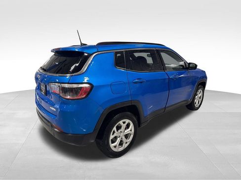 Used 2024 Jeep Compass Latitude AWD/4WD image 47