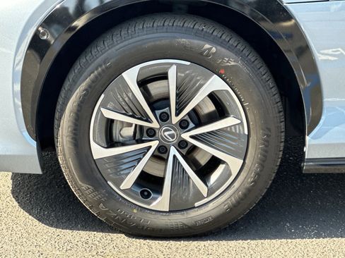 Used 2023 Lexus RZ 450e Premium w/ Technology Package image 32