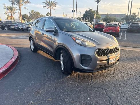 Used 2017 Kia Sportage LX FWD image 34