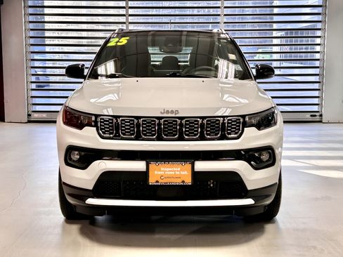 Certified 2025 Jeep Compass Limited w/ Sun & Sound Group AWD/4WD image 14
