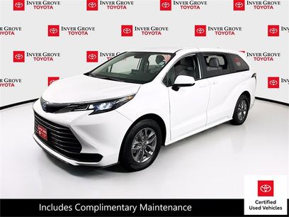 Used 2025 Toyota Sienna LE