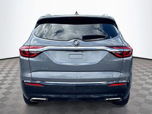 Used 2020 Buick Enclave Essence image 6