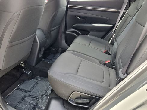 Certified 2024 Hyundai Tucson SE FWD image 12