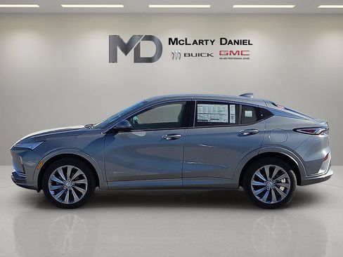 New 2026 Buick Envista Preferred FWD image 3