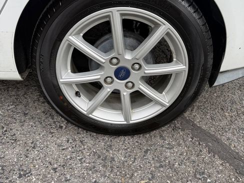 Used 2014 Ford Fiesta SE w/ Equipment Group 201B image 20