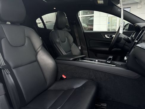 Used 2023 Volvo S60 B5 Plus w/ Climate Package image 29