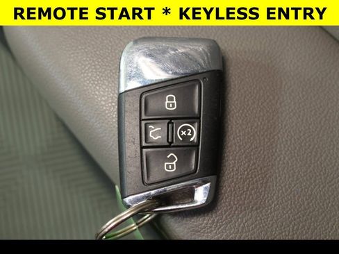 Used 2021 Volkswagen Atlas Cross Sport SEL image 8