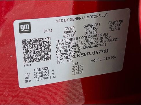 Used 2024 Chevrolet Traverse RS w/ LPO, Floor Liner Package FWD image 32