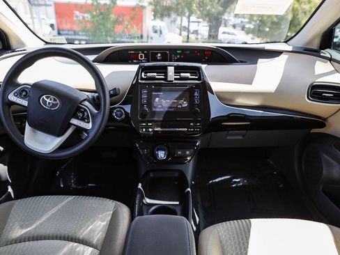 Certified 2018 Toyota Prius Two w/ Prius Two Safety Plus Package FWD image 12