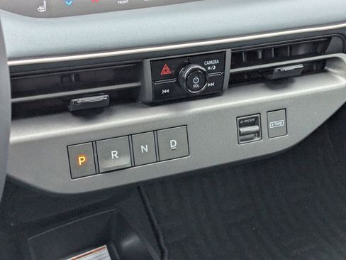 New 2026 Nissan Leaf SV+ w/ Floor Mat Package (SV+) image 21