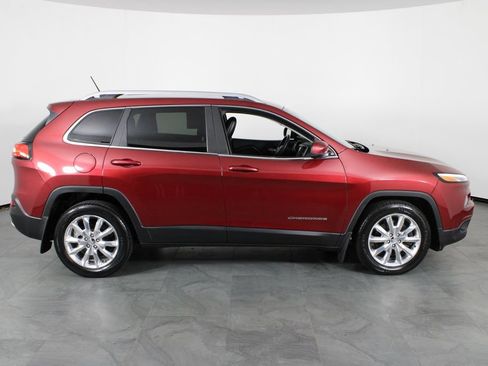 Used 2015 Jeep Cherokee Limited FWD image 14