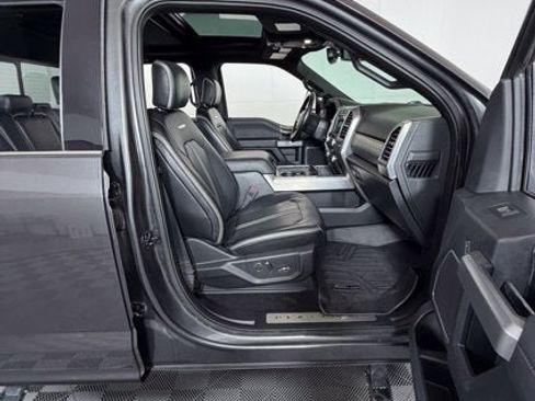 Used 2019 Ford F250 Platinum w/ Platinum Ultimate Package AWD/4WD image 6