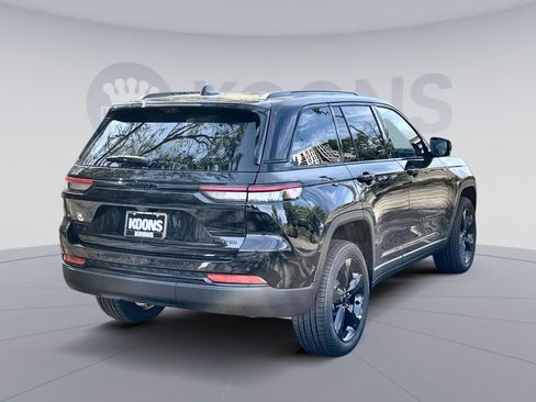 New 2025 Jeep Grand Cherokee Limited w/ Luxury Tech Group II image 7