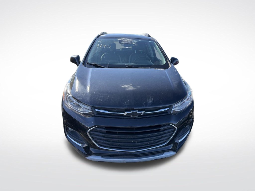 Used 2019 Chevrolet Trax Premier w/ Midnight Edition FWD image 3