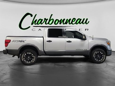 Used 2019 Nissan Titan PRO-4X w/ Pro-4x Convenience Package image 6