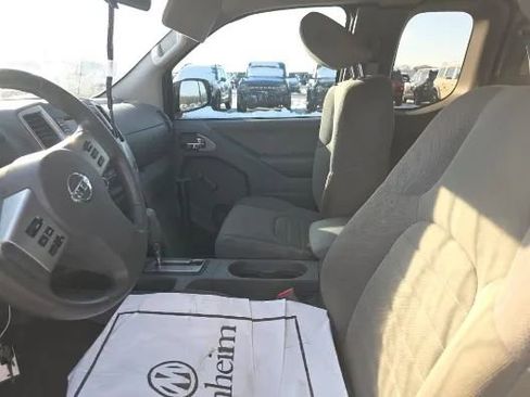 Used 2019 Nissan Frontier S image 3