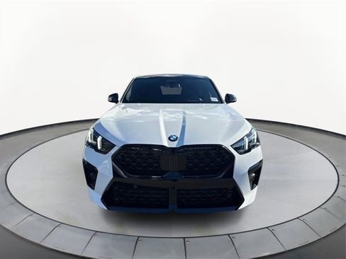 New 2026 BMW X2 xDrive28i w/ Technology Package image 3