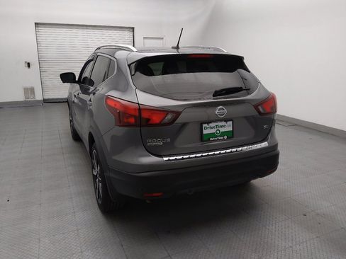 Used 2019 Nissan Rogue Sport SL w/ Premium Package FWD image 6